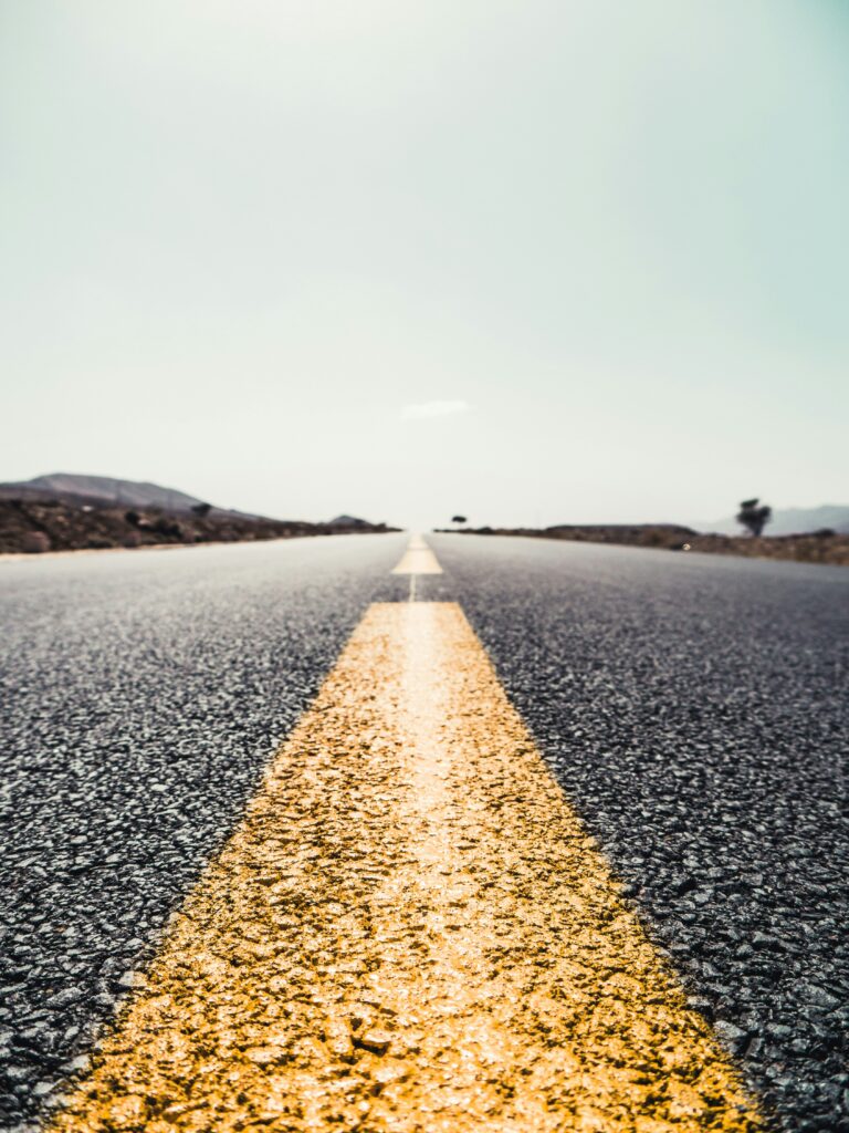 Common cultural mistakes in business Spanish (and how to avoid them)